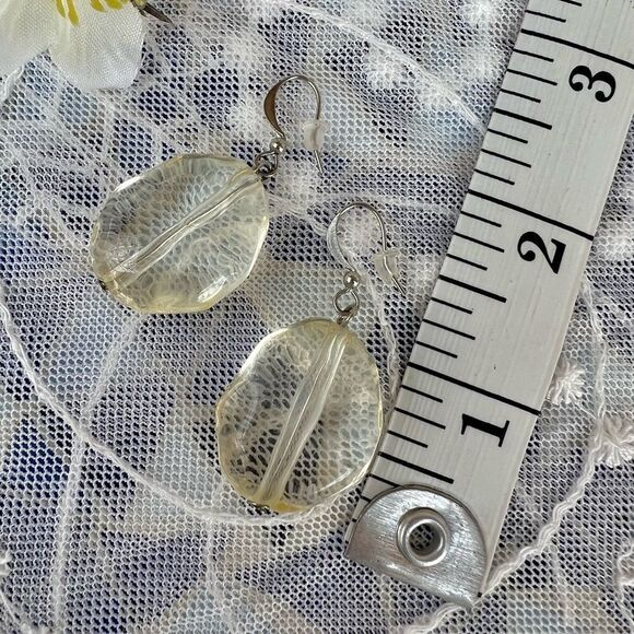 Chunky Freeform Acrylic Earrings - Picture 4 of 5